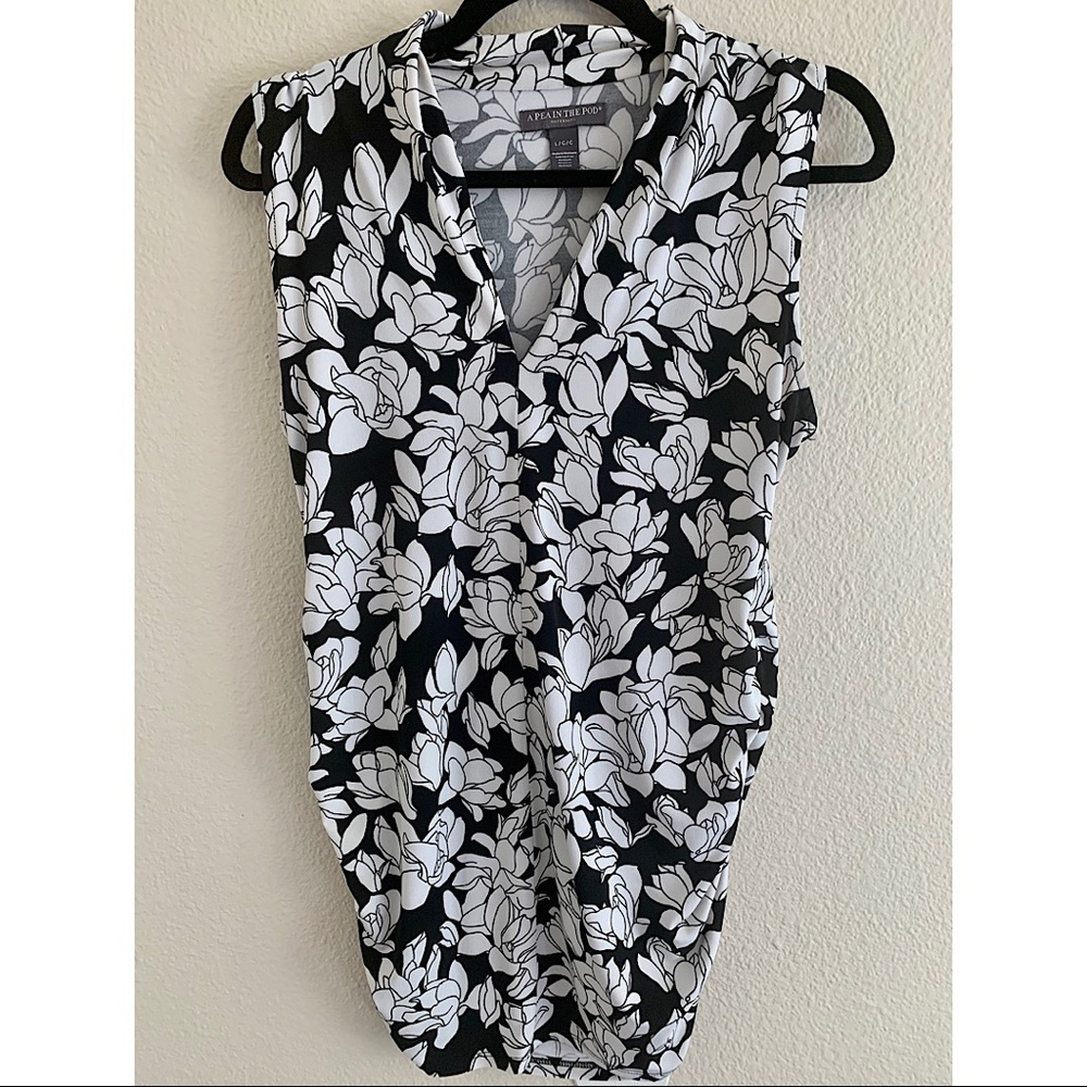 B&W Sleeveless Side Ruched Maternity Top